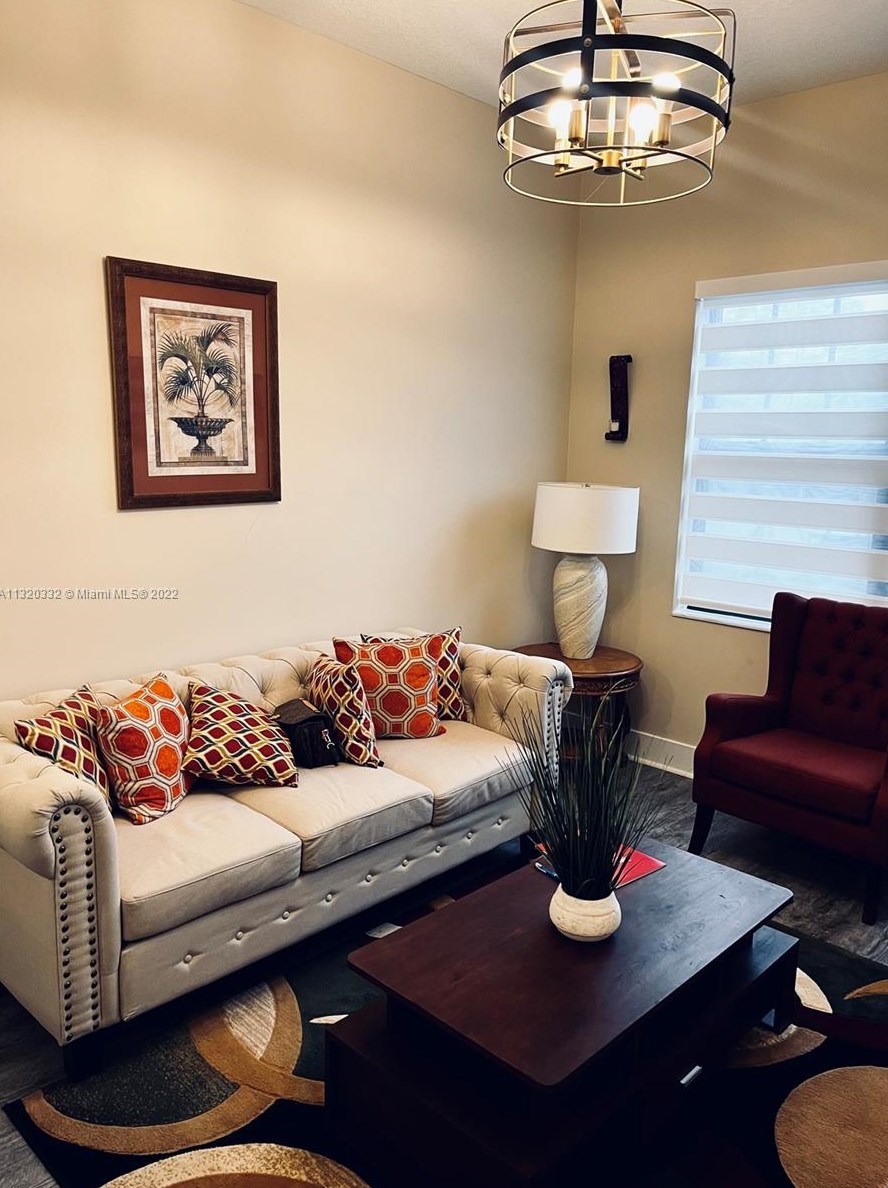 495 Sw 175th Ave #1, Hollywood, FL 33029