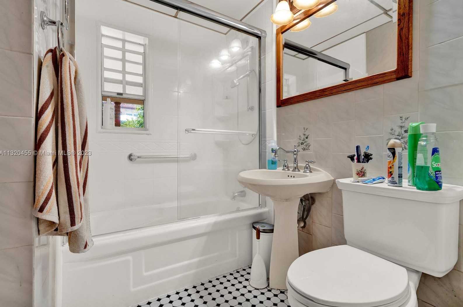 4630 97 Ct, Miami FL 33176-4908 exterior