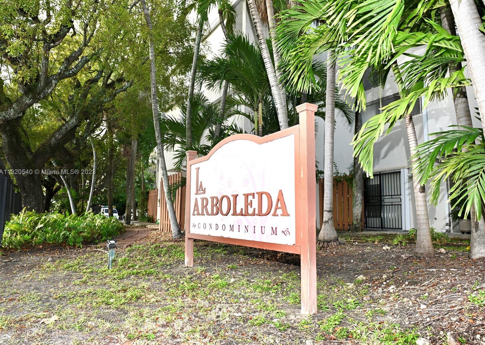 1910 Sw 17th Ave #2, Miami, FL 33145