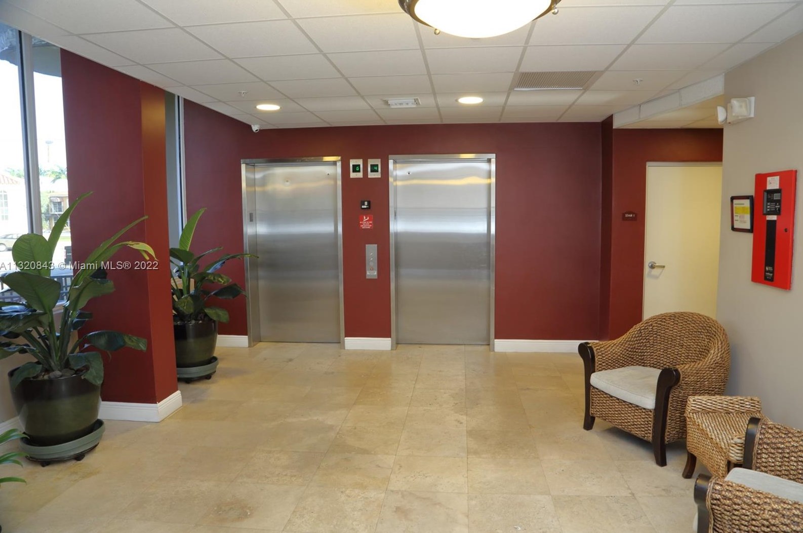 120 Sw 37th Ave Apt 503, Miami, FL