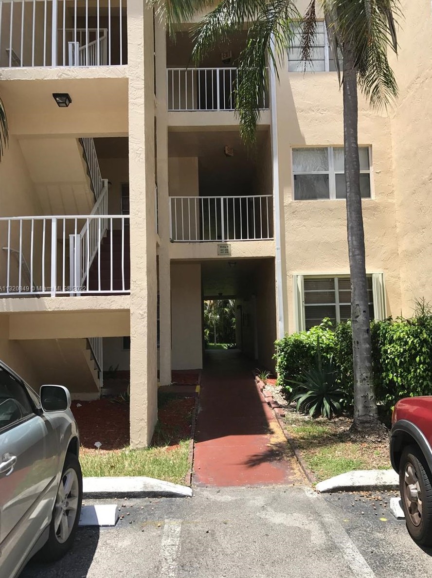 15315 Sw 106th Ter #404, Miami, FL 33196
