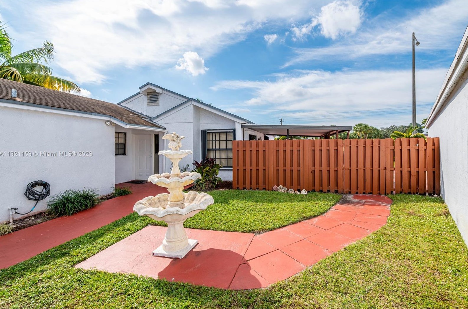 8870 22nd St, Hollywood, FL 33025-2055