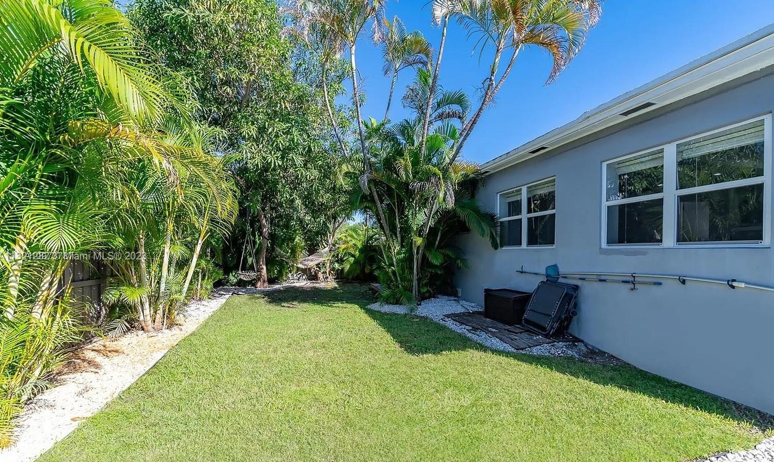 1644 Washington St, Hollywood FL  33020-6121 exterior