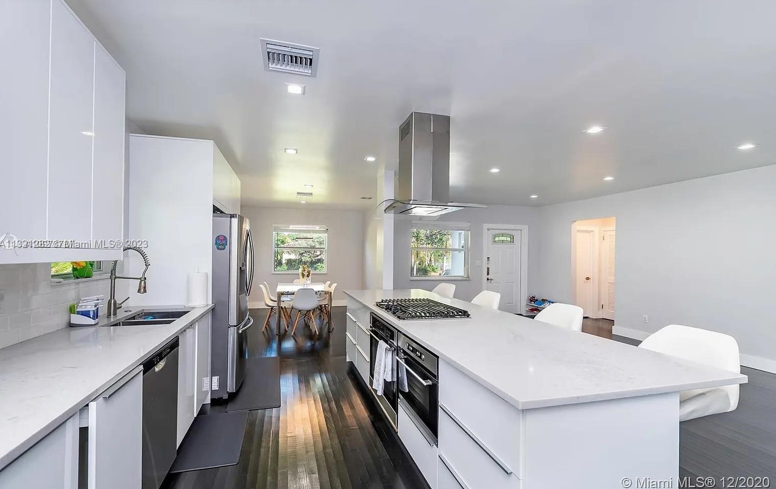 1644 Washington St, Hollywood FL  33020-6121 exterior