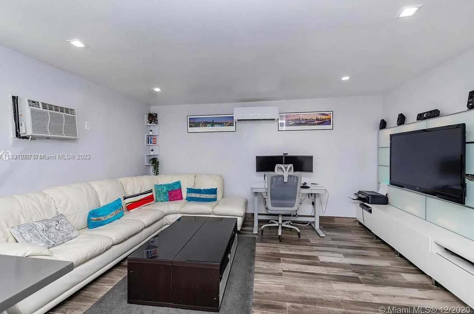 1644 Washington St, Hollywood FL  33020-6121 exterior