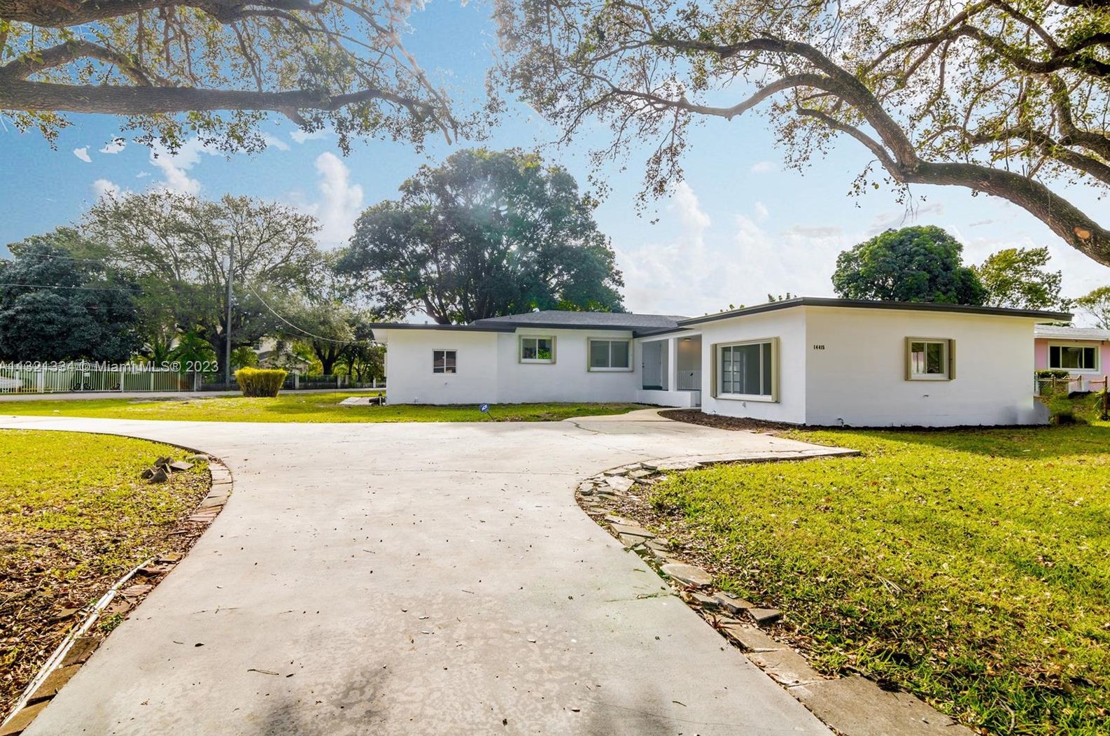 14415 14th Dr, Miami, FL 33167-1117