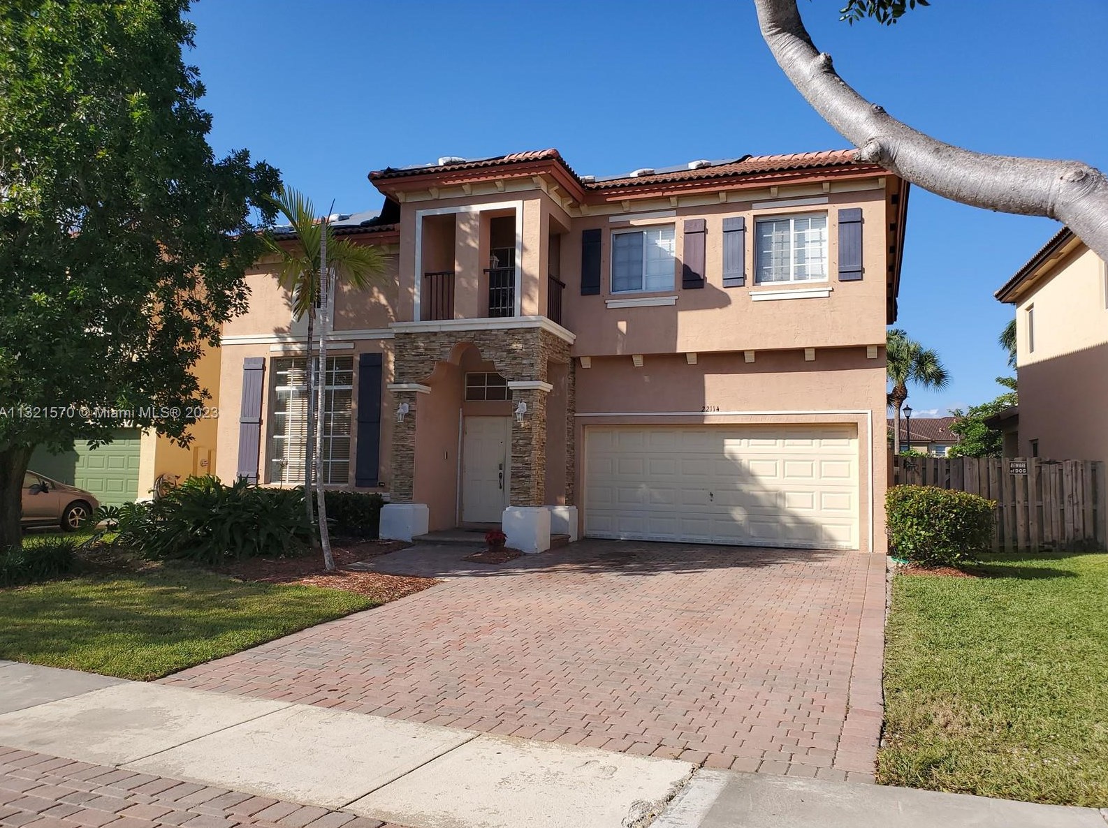 22114 88th Ct, Miami, FL 33190-1211