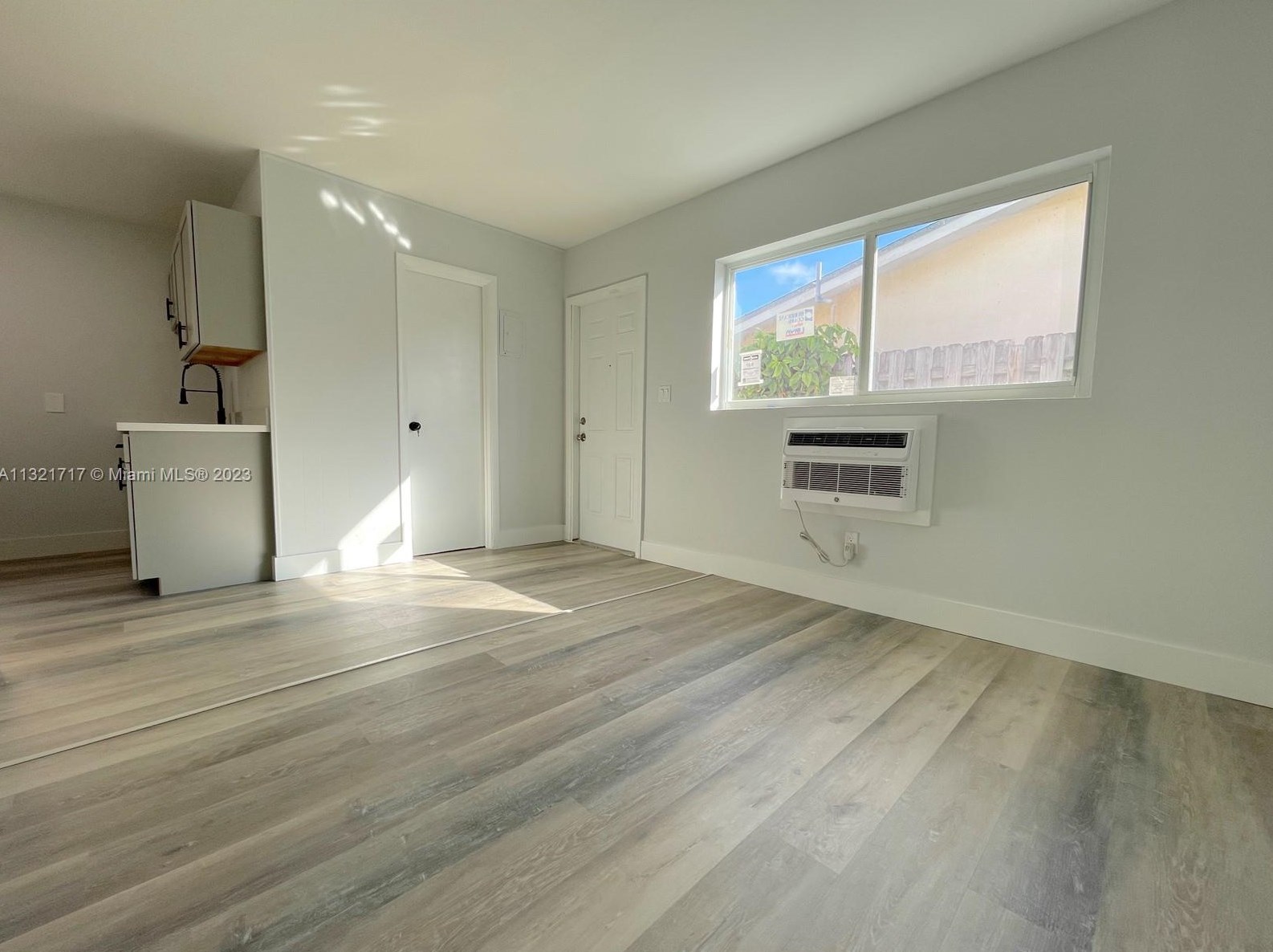 1836 Dewey St #6, Hollywood, FL 33020