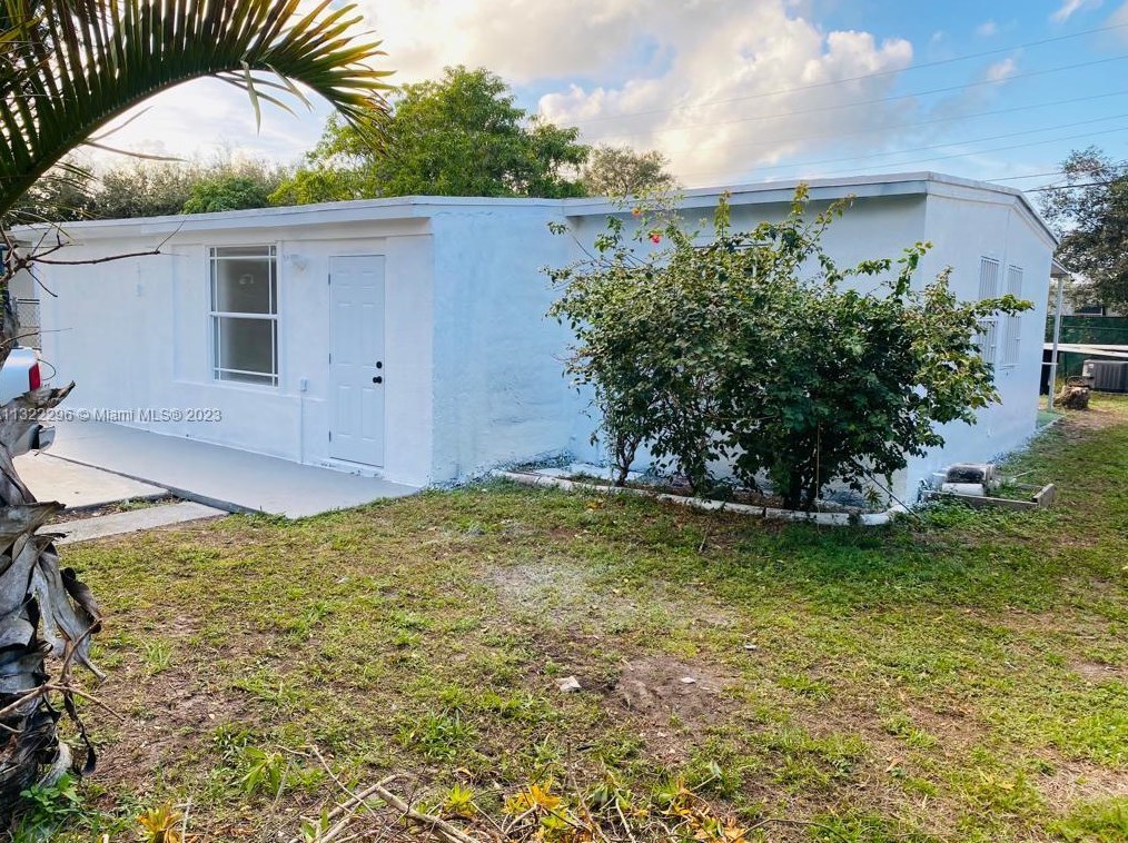 2097 Rutland St #2097, Miami, FL 33054