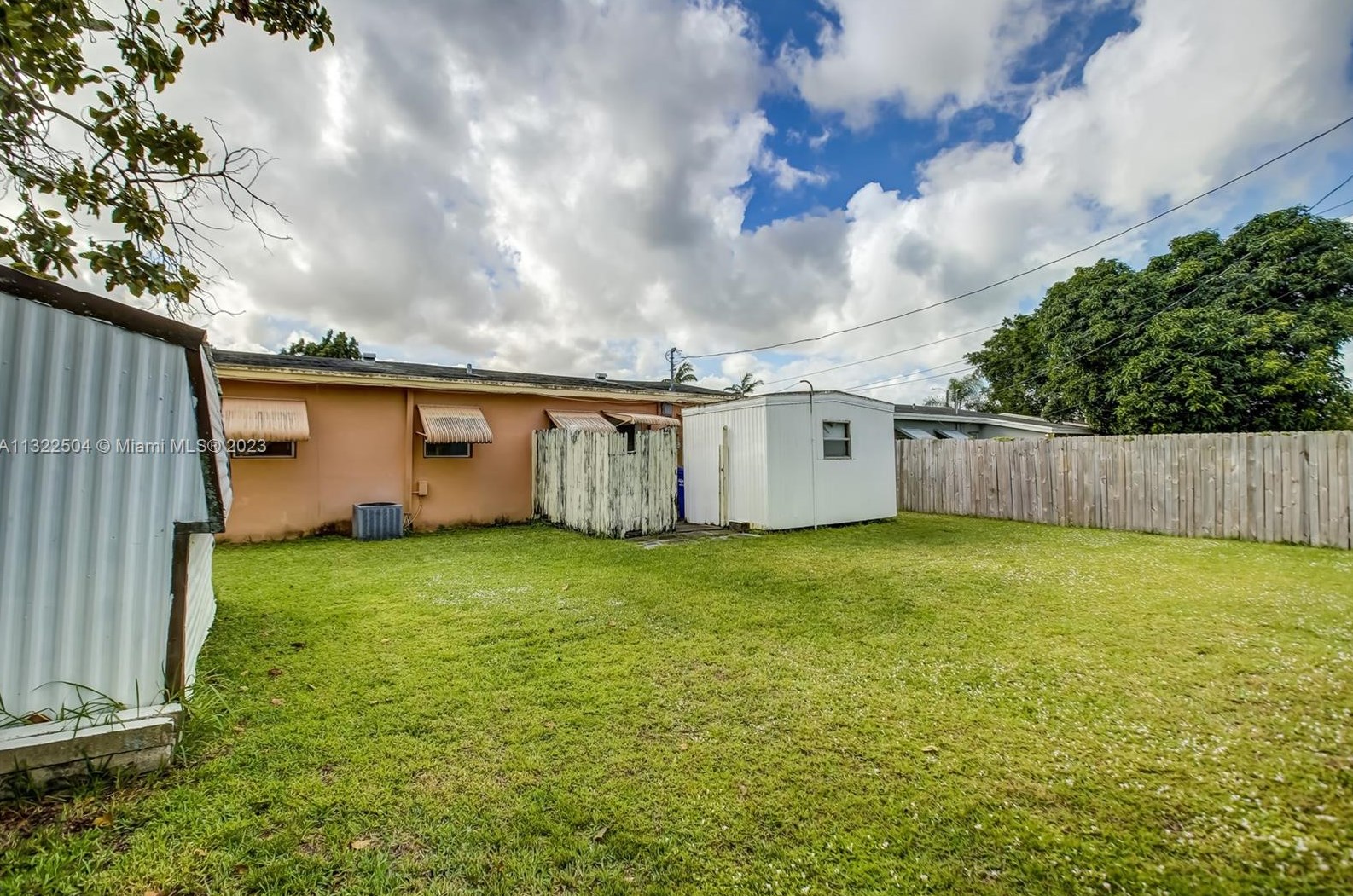 6405 Grant St, Hollywood FL  33024-5837 exterior