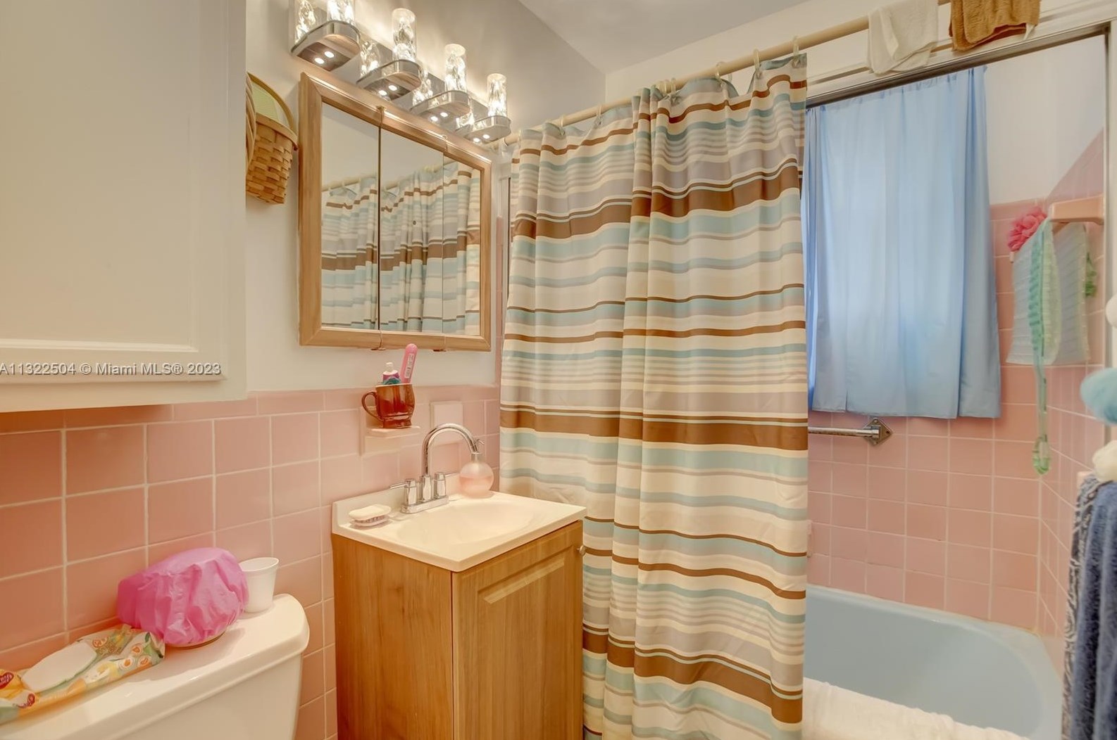 6405 Grant St, Hollywood FL  33024-5837 exterior