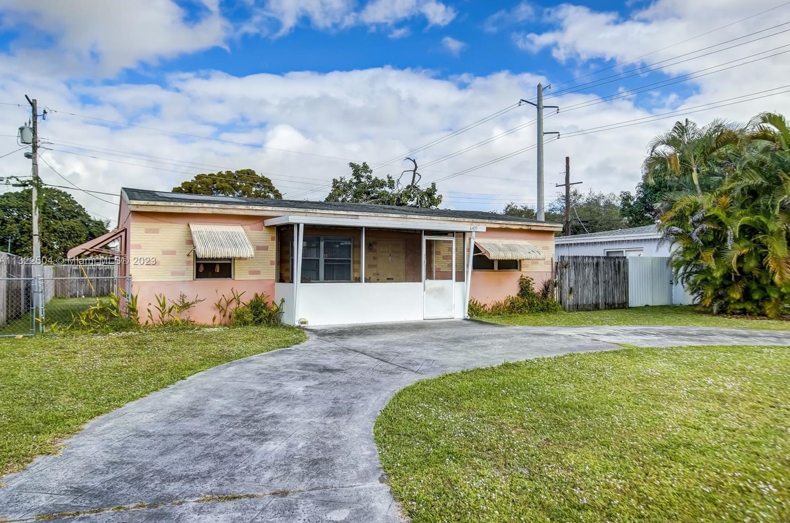 6405 Grant St, Hollywood, FL 33024-5837