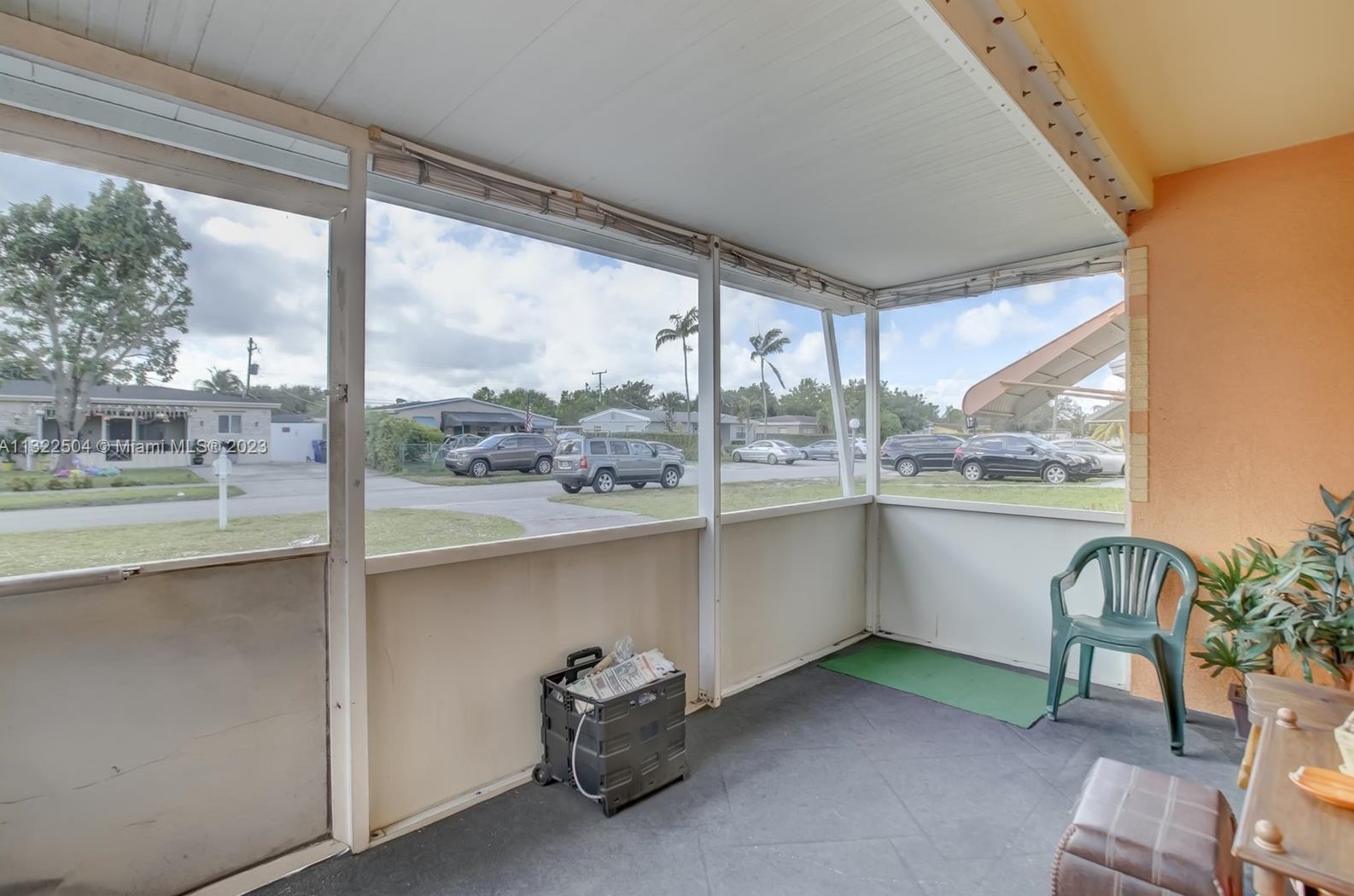 6405 Grant St, Hollywood FL  33024-5837 exterior