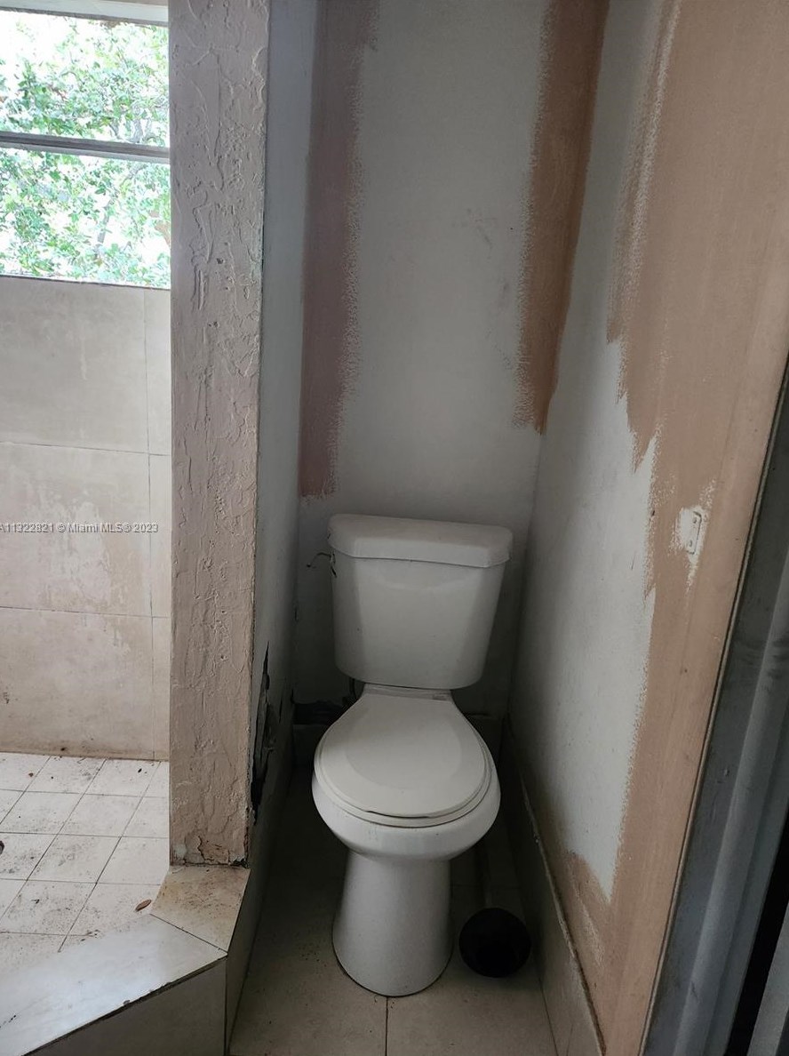 133 69 St, Miami FL 33147-7151 exterior