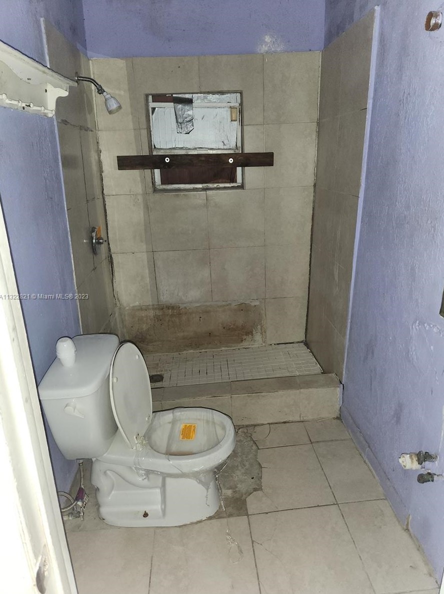 133 69 St, Miami FL 33147-7151 exterior