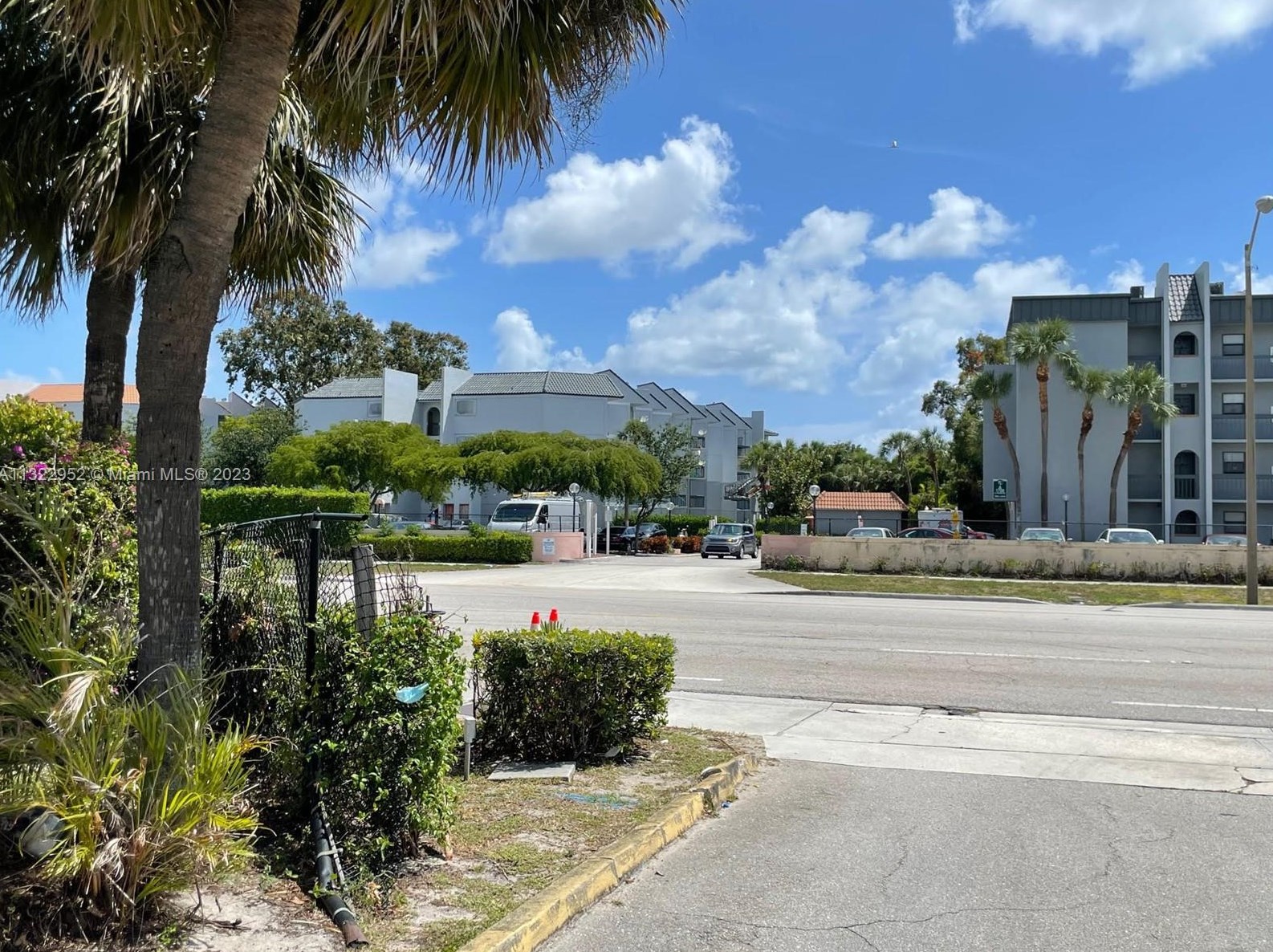 1750 N Congress Ave #401, West Palm Beach, FL 33401