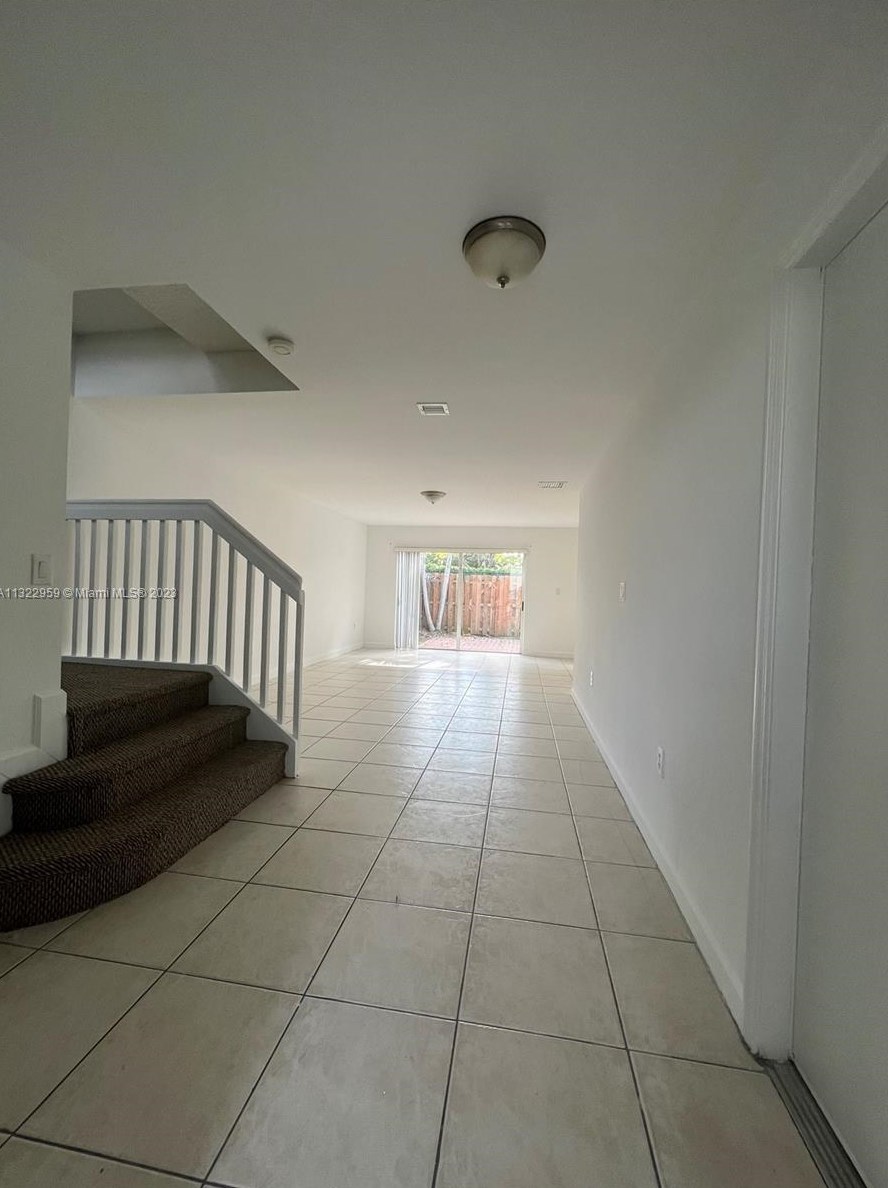 11444 50th Ter, Miami FL  33178-3552 exterior