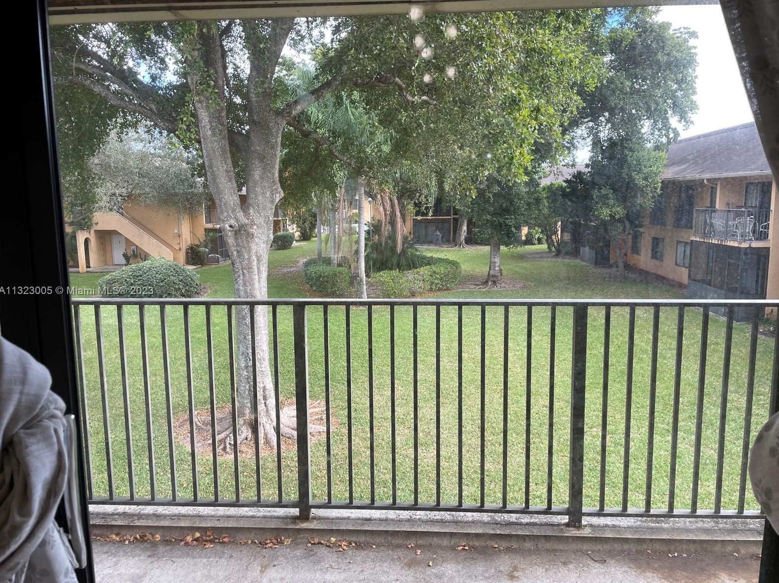 5991 Washington St #226, Hollywood, FL 33023