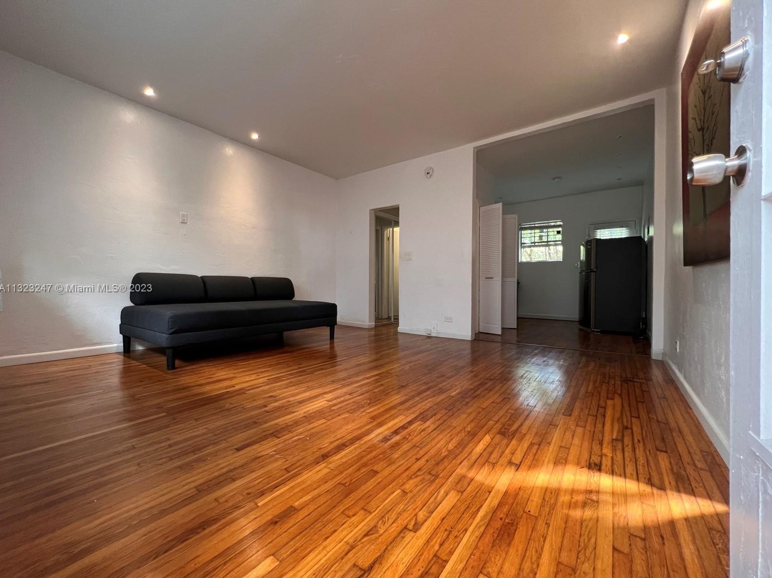 717 Espanola Way #103, Miami, FL 33139