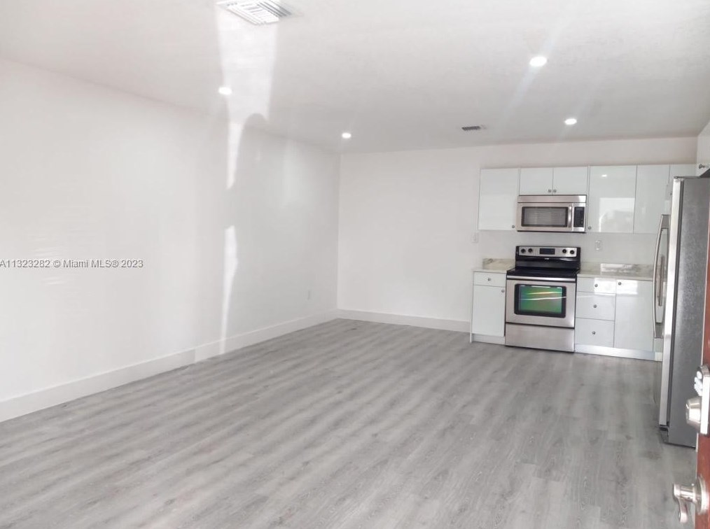 14821 Sw 104th Ave, Miami, FL 33176