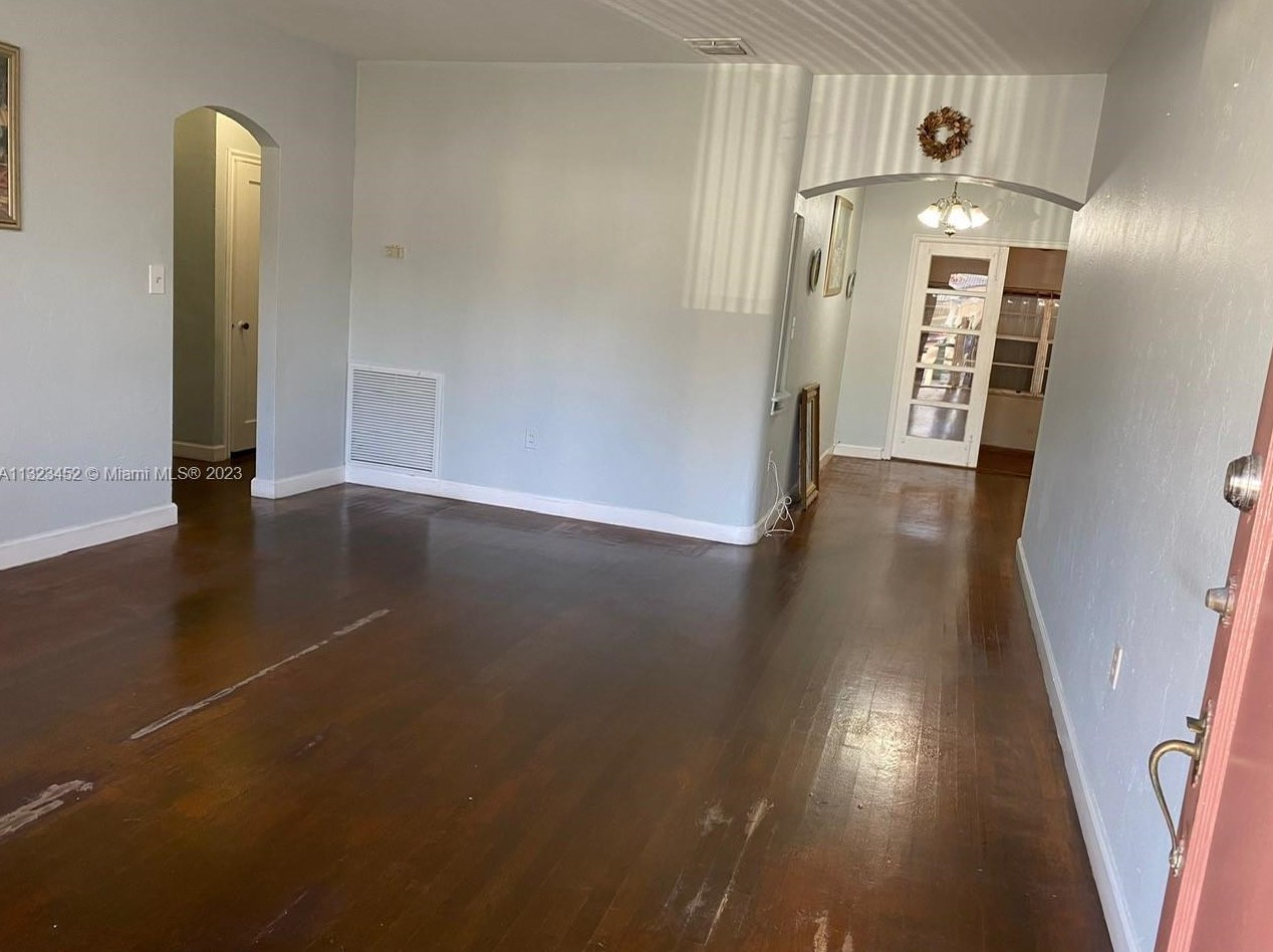 4280 5th Ter, Miami, FL 33134-1949