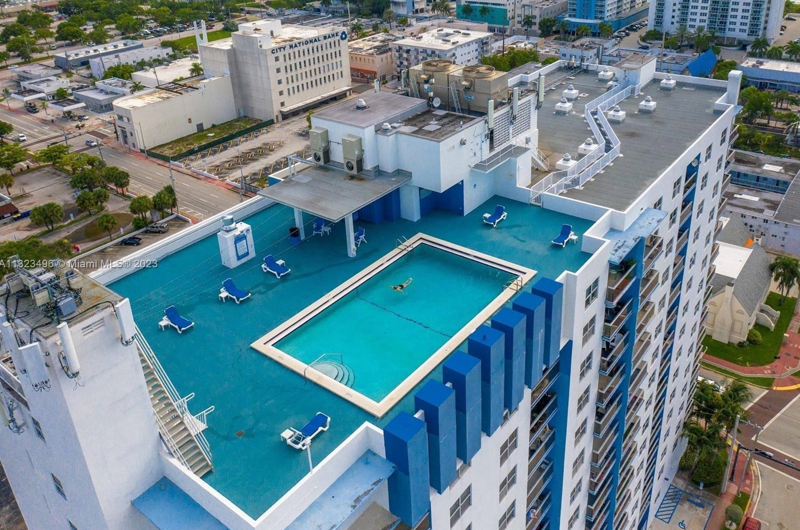 401 69th St #909, Miami, FL 33141