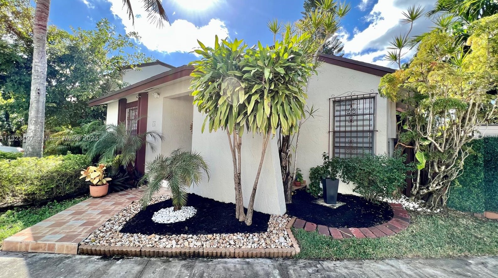616 Nw 97th Pl # 616, Miami, FL