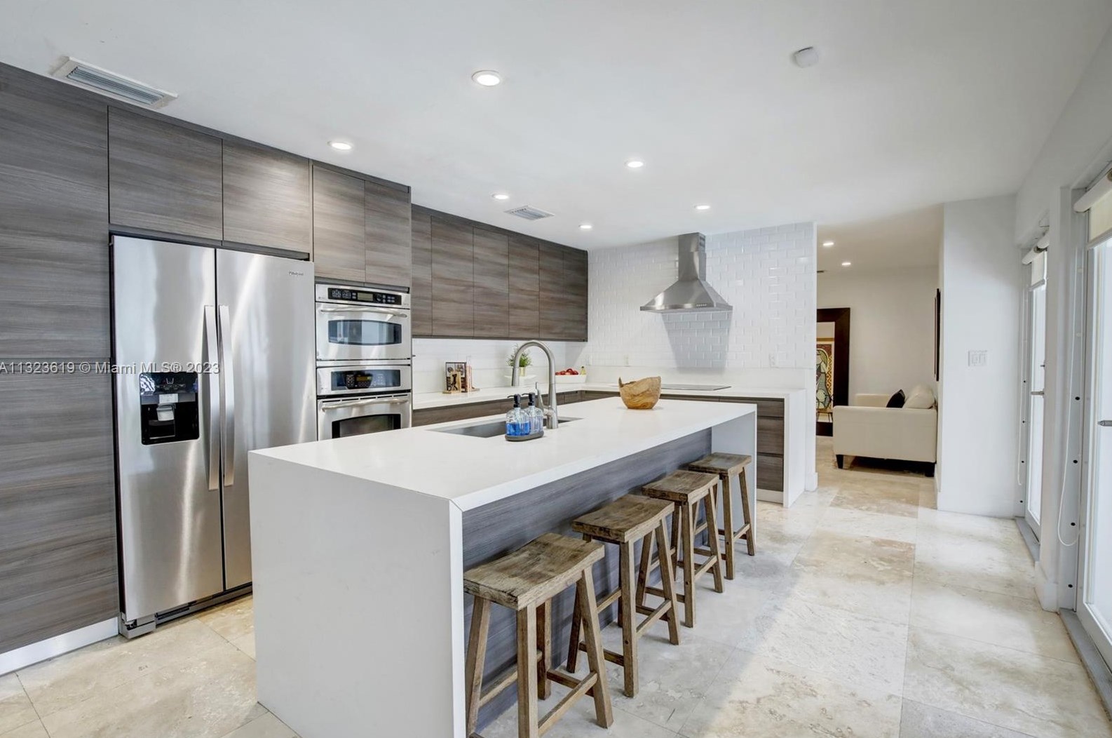 3010 77 Ct, Miami FL 33155-4393 exterior