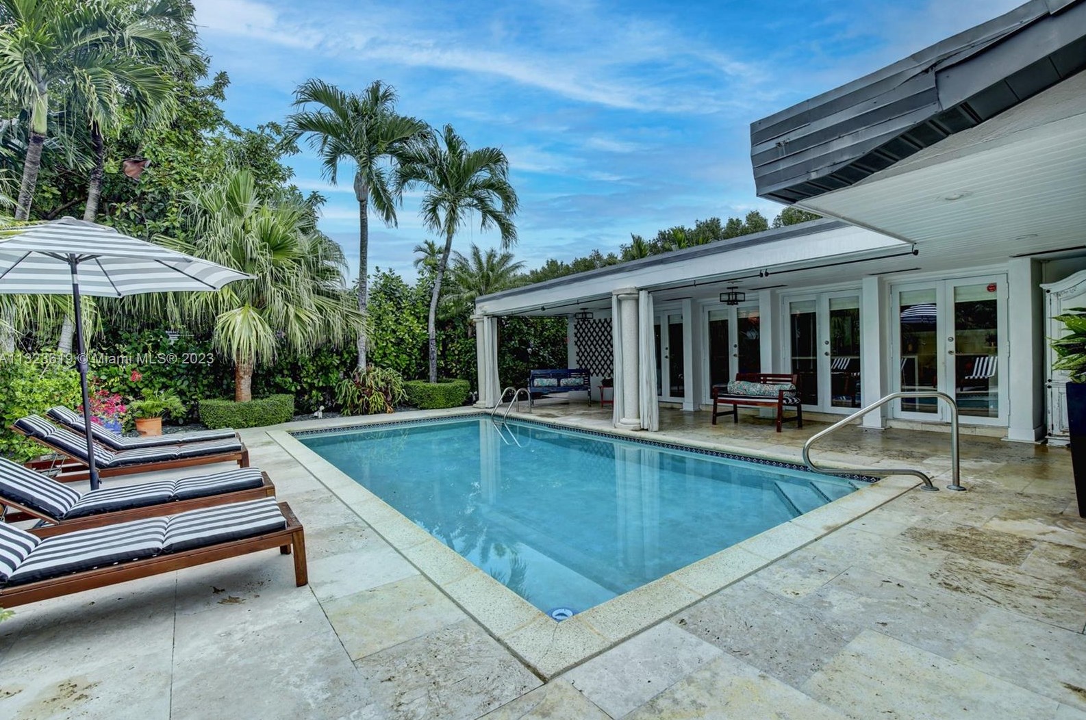 3010 77 Ct, Miami FL 33155-4393 exterior