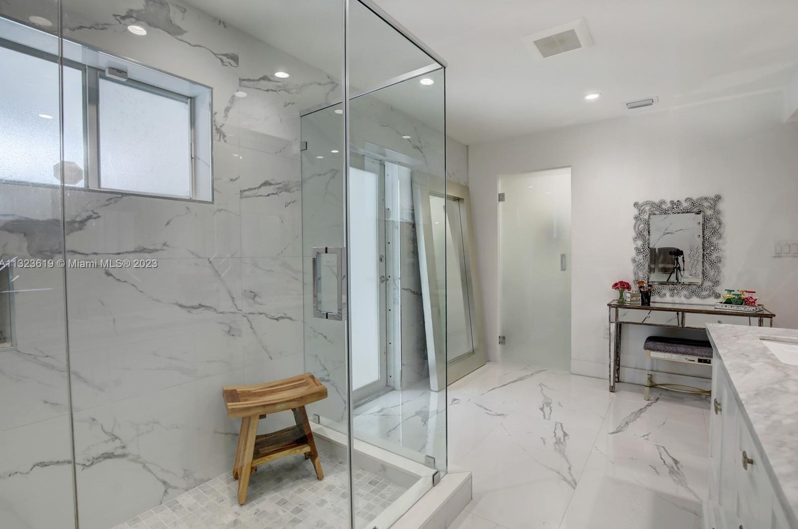 3010 77 Ct, Miami FL 33155-4393 exterior