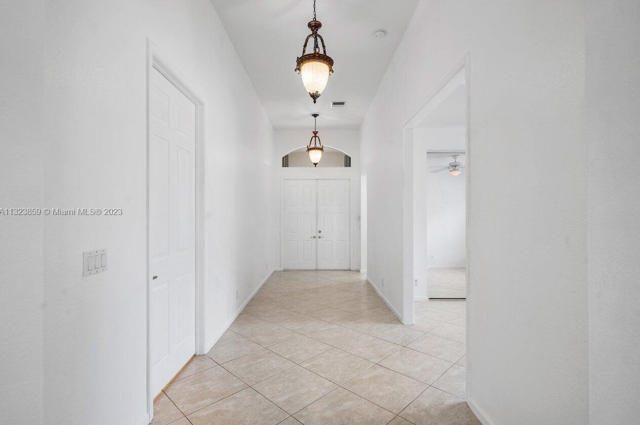 8756 Via Tuscany Dr #8756, Boynton Beach, FL 33472