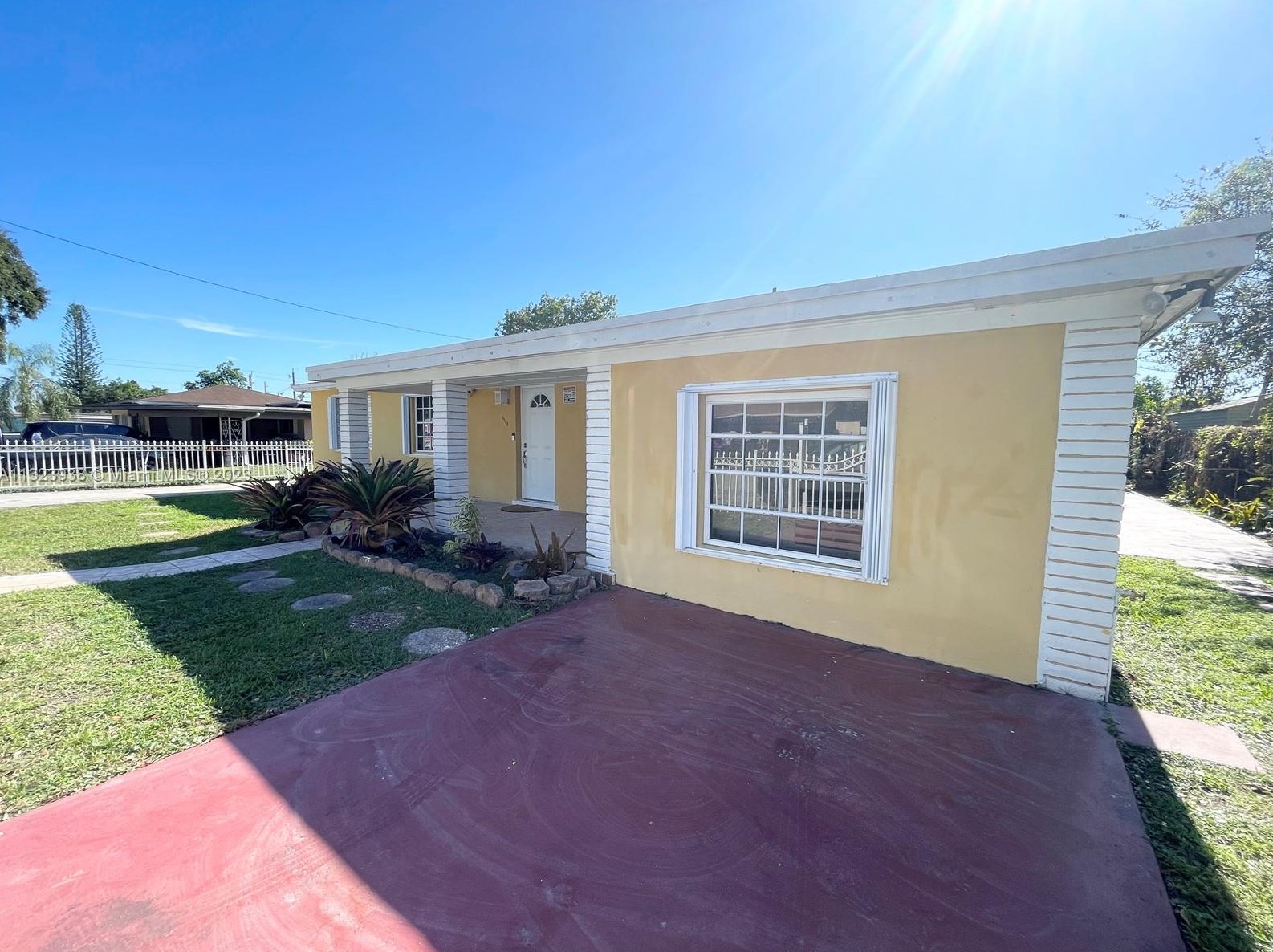 6118 Mayo St #1, Hollywood, FL 33023