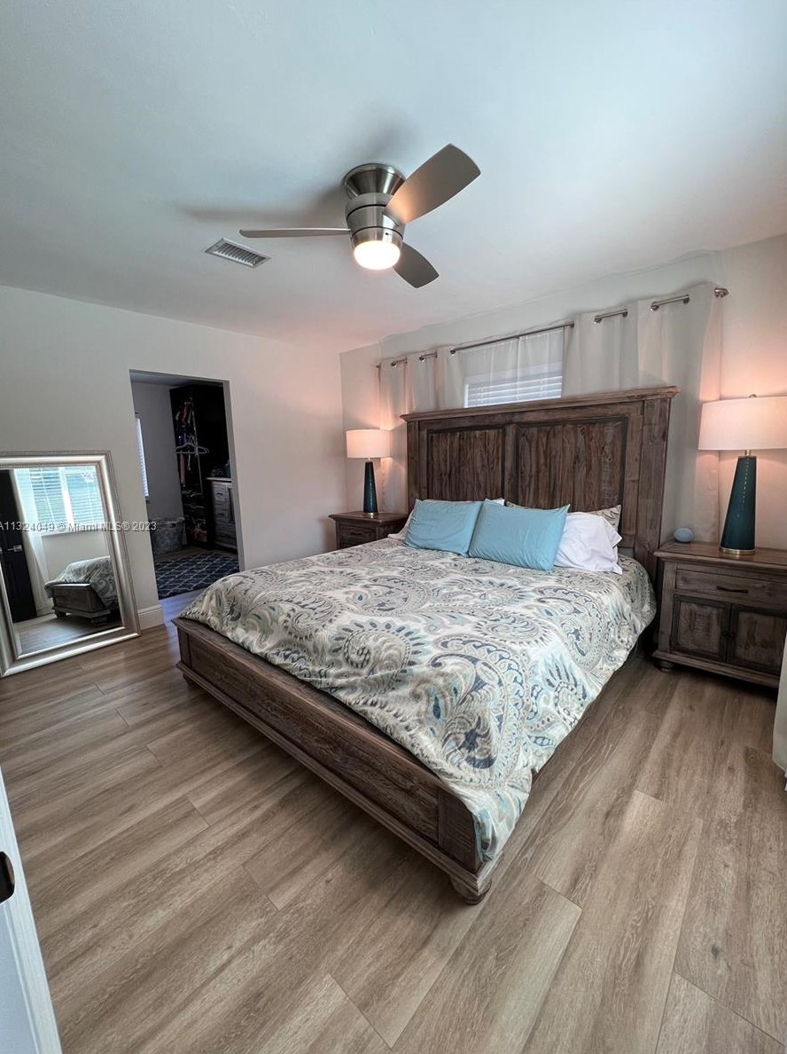 9470 Tiffany Dr, Miami FL  33157-7962 exterior