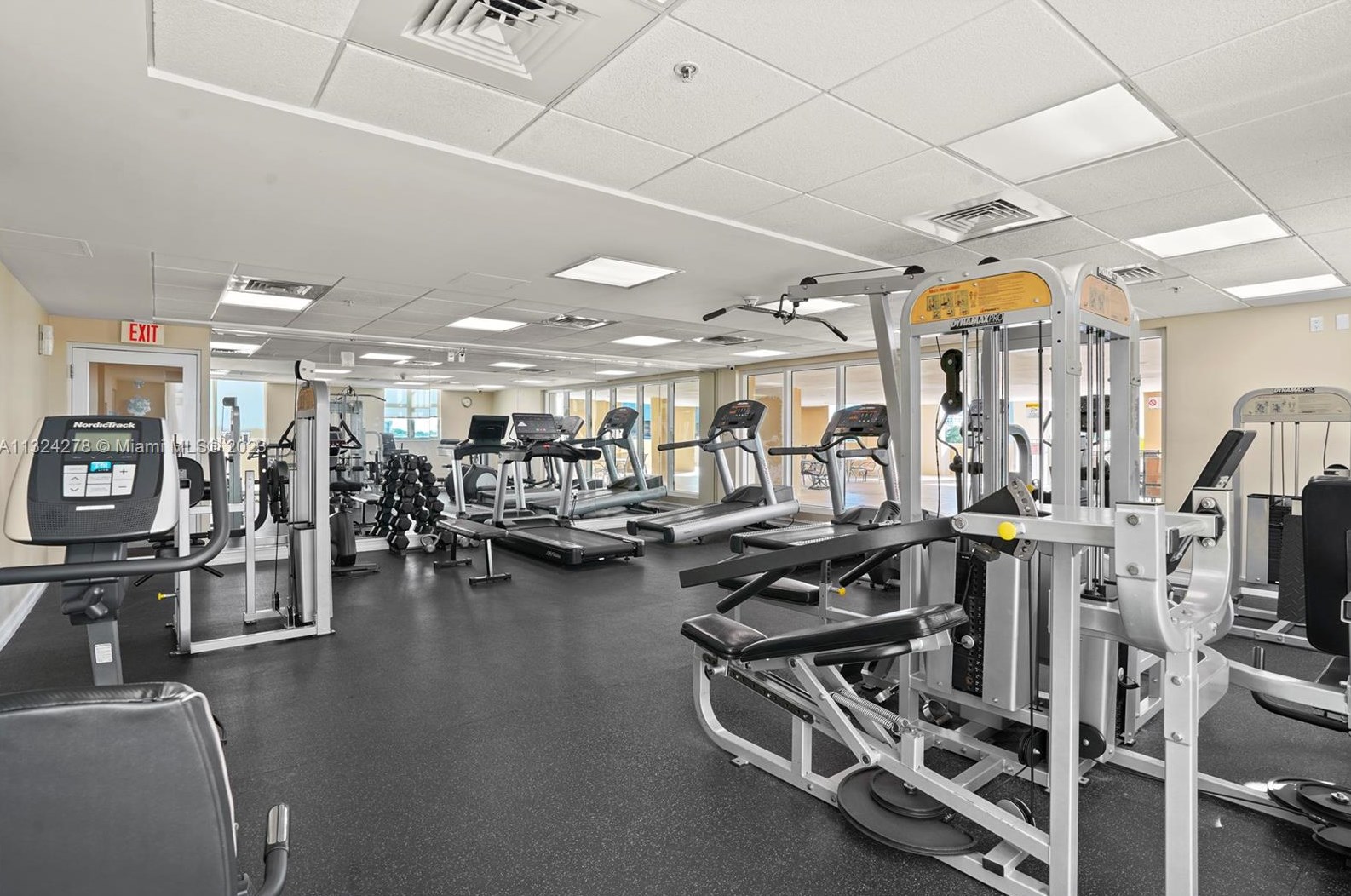 117 42nd Ave, Miami FL 33126-5432 exterior