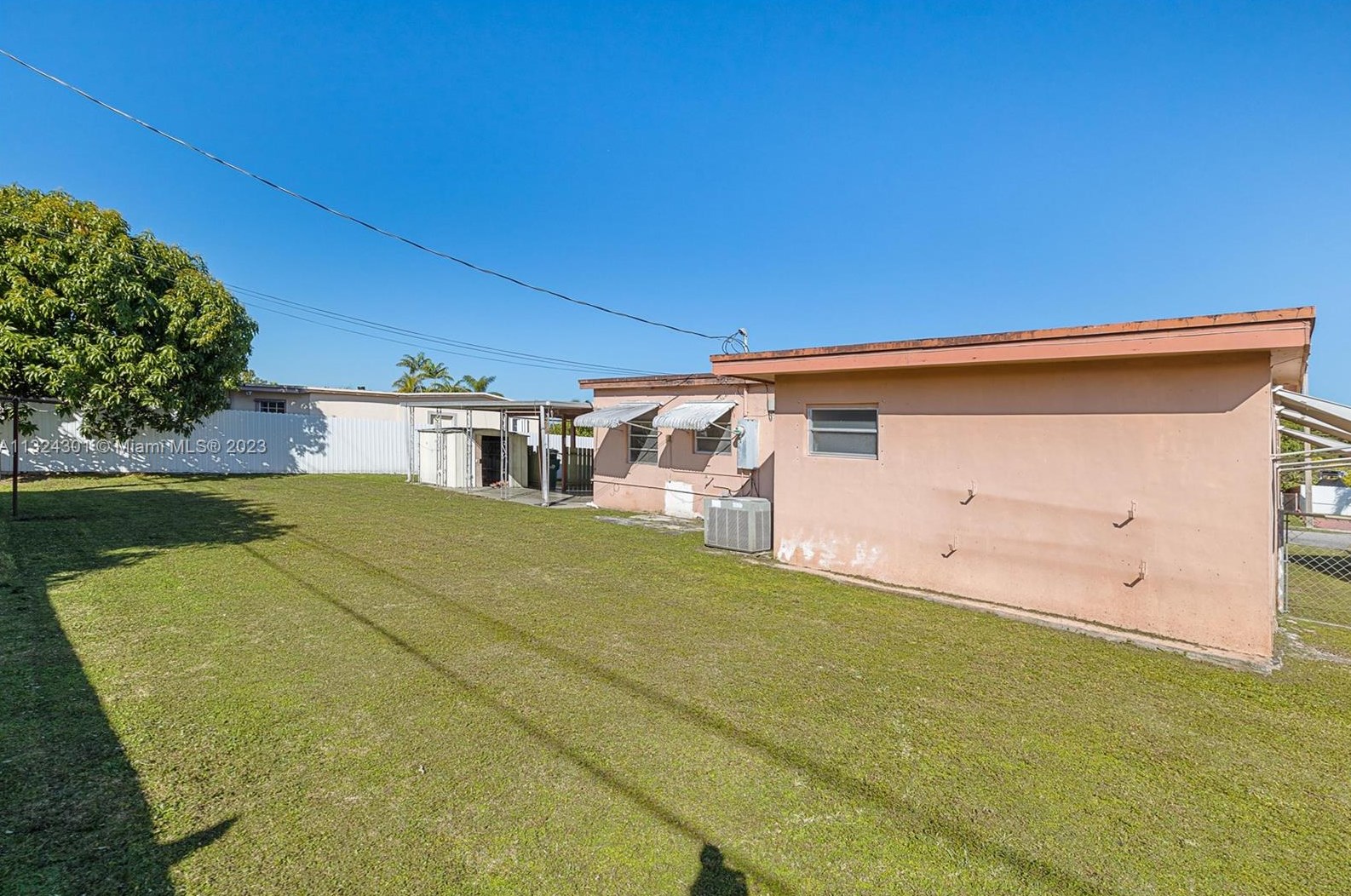 11274 43rd St, Miami, FL 33165-4623