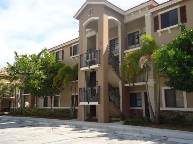 22901 Sw 88th Pl #203, Miami, FL 33190