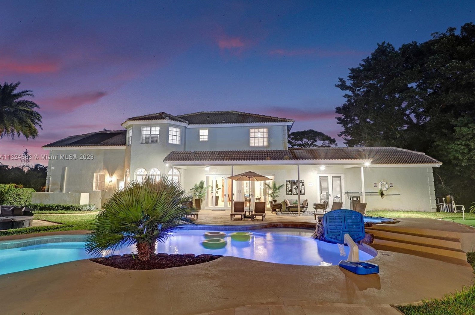 5100 76th Pl, Pompano Beach, FL 33073-2720