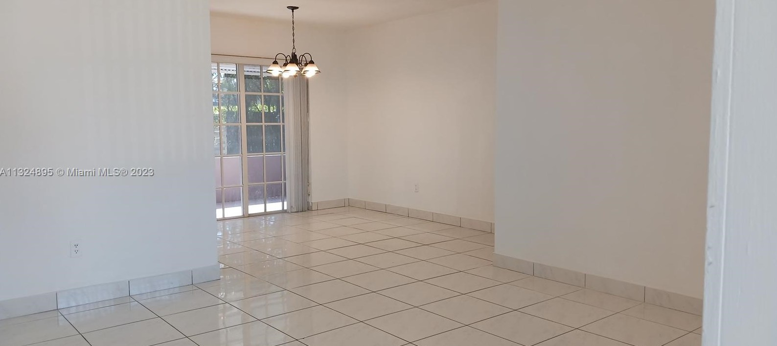 7030 Tyler St, Hollywood, FL 33024