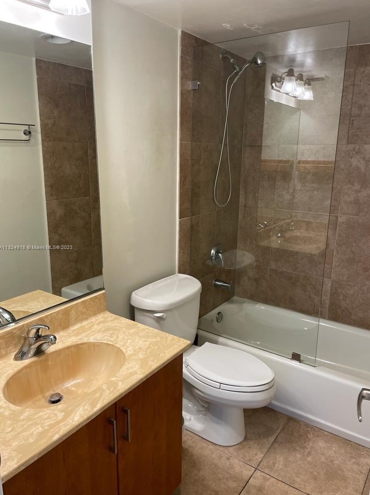 7501 E Treasure Dr Apt 9c, Miami, FL