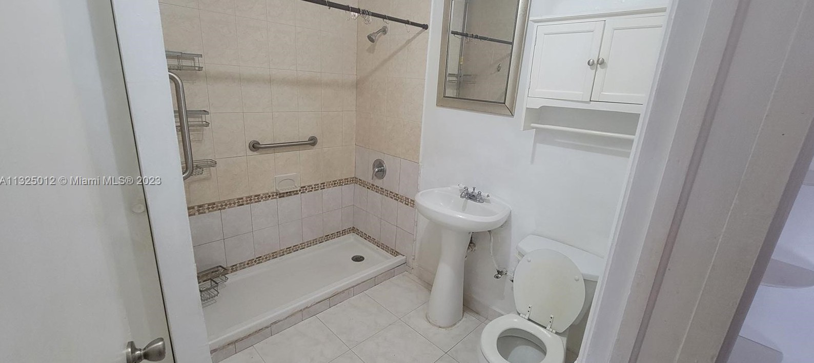 65 42 St, Miami FL 33142-4871 exterior