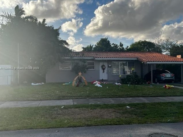 4560 W 8th Ct, Hialeah, FL 33012