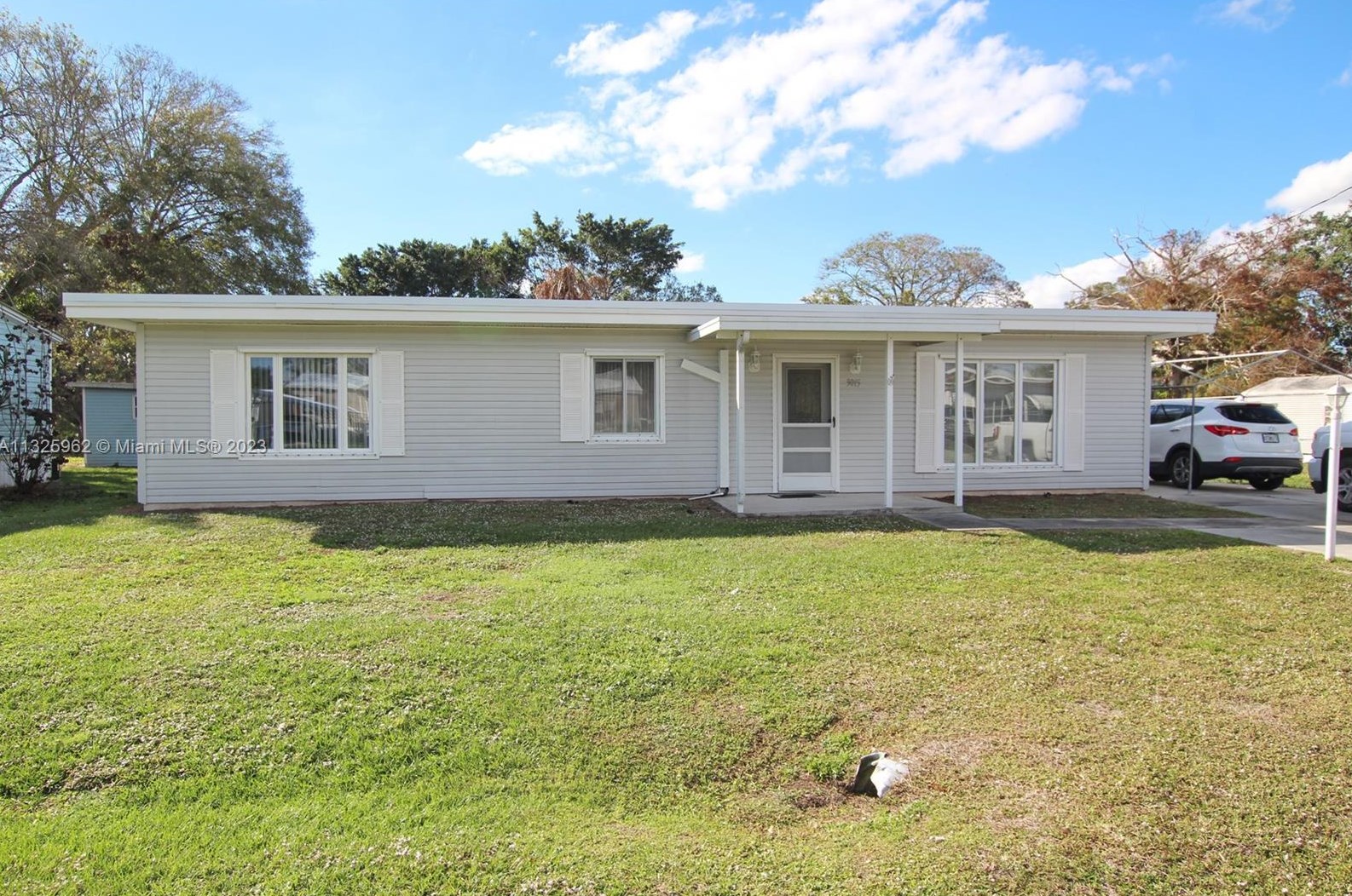 3015 36th Ave, Okeechobee, FL 34972-1154