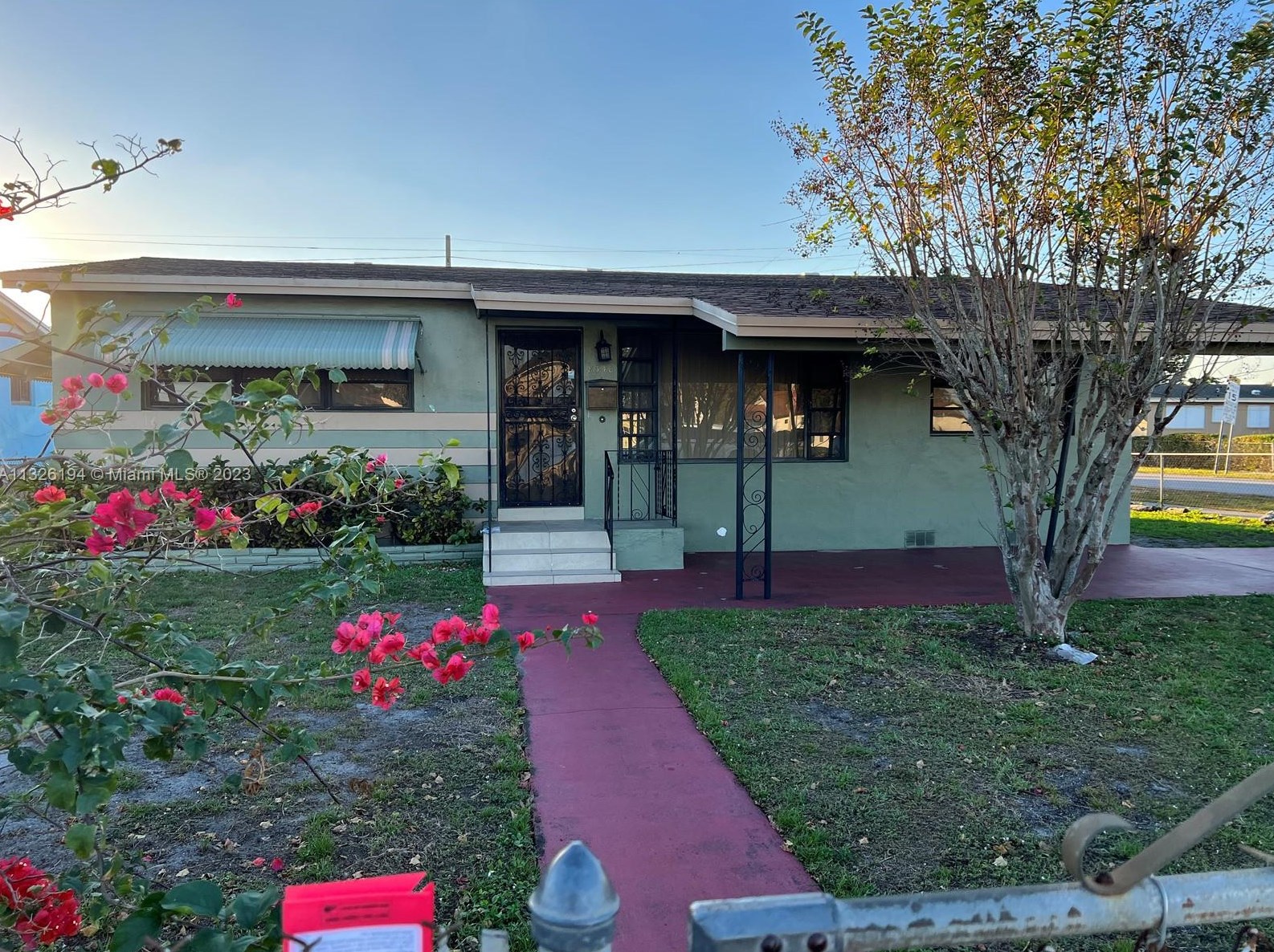 8340 Nw 22nd Pl, Miami, FL 33147
