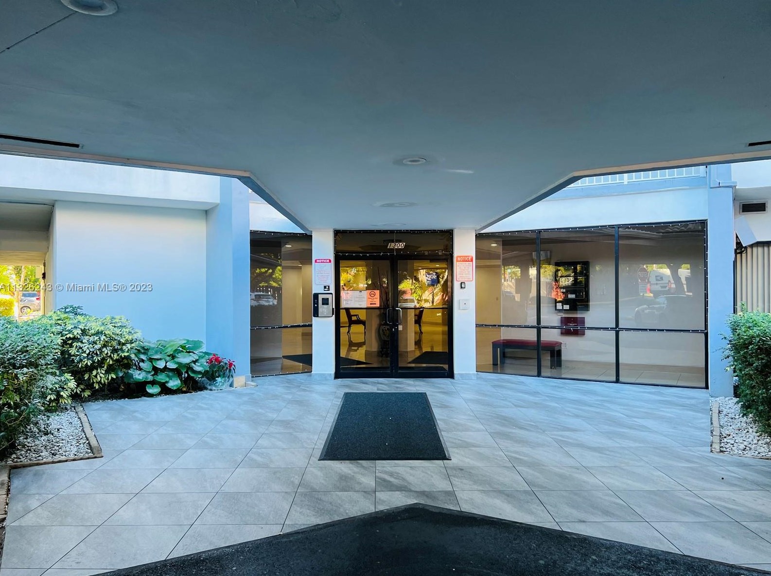 1300 Ne Miami Gardens Dr #204e, Miami, FL