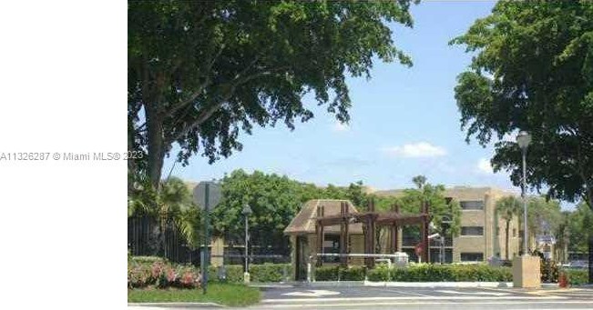 8045 Sw 107th Ave #109, Miami, FL 33173