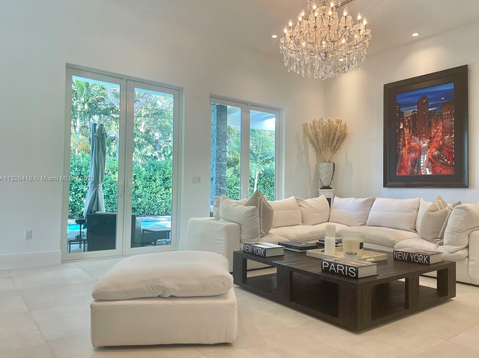 7616 53rd Ave, Miami, FL 33143-5930