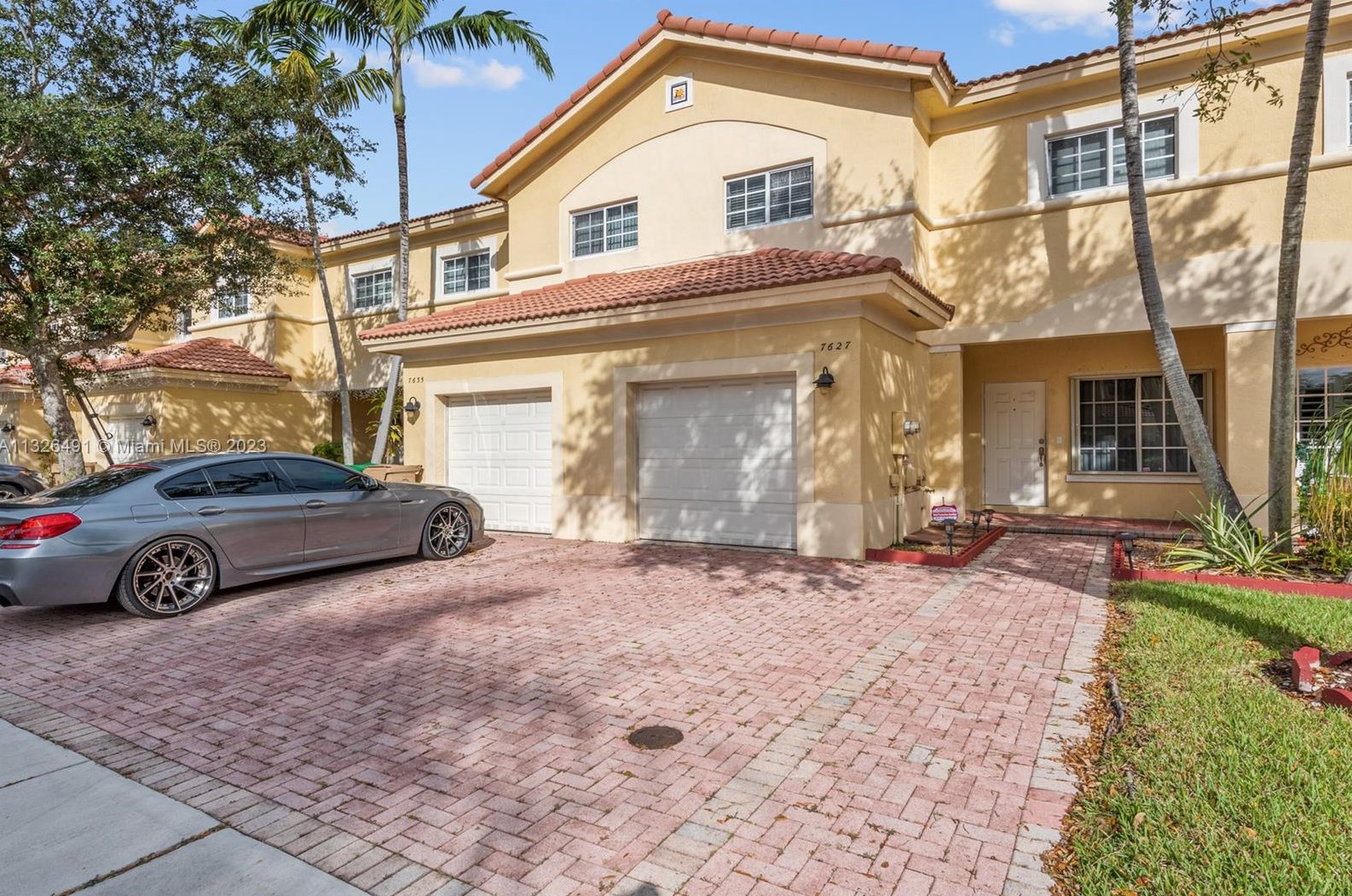 7627 N Stonecreek Circle #7627, Hollywood, FL 33024