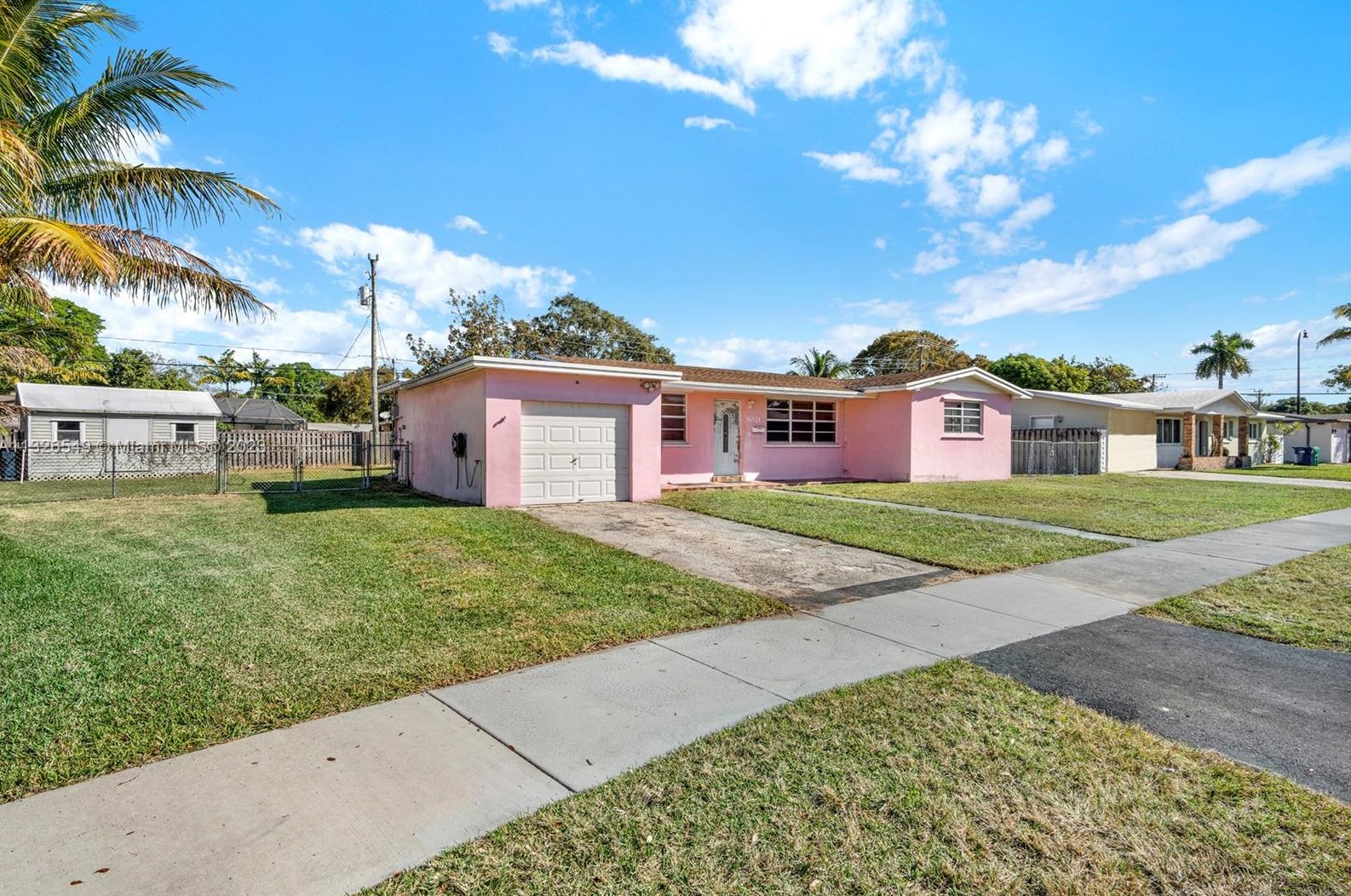 9021 189th St, Miami, FL 33157-7925