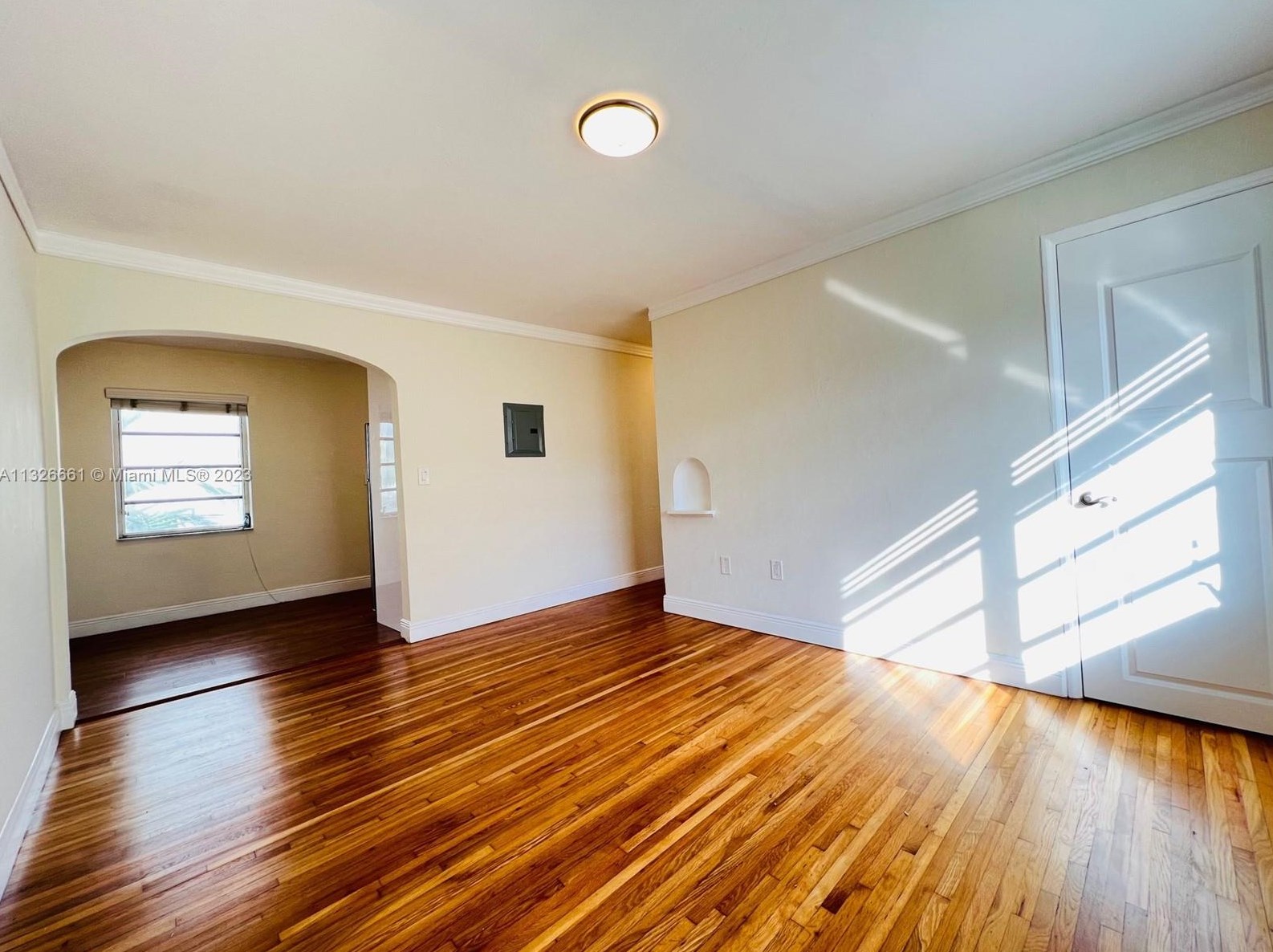 20 Santillane Ave Apt 4, Miami, FL 33134