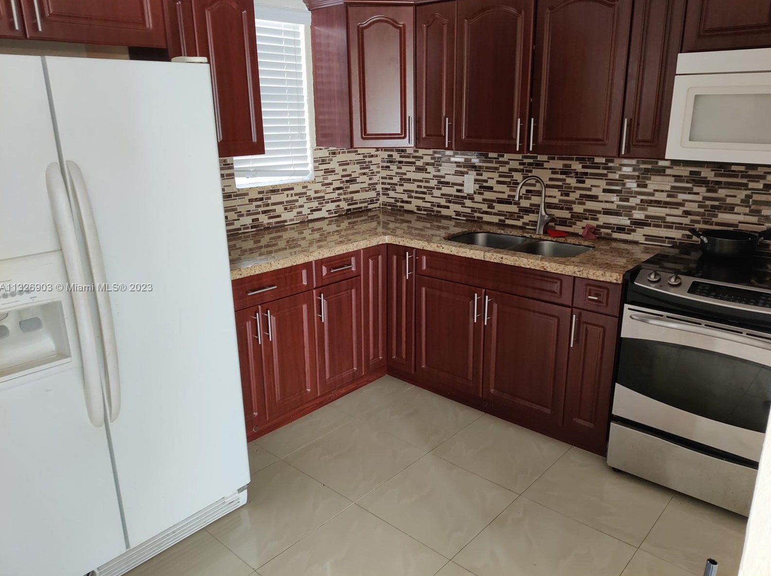 2361 Sw 27th St #1, Miami, FL 33133